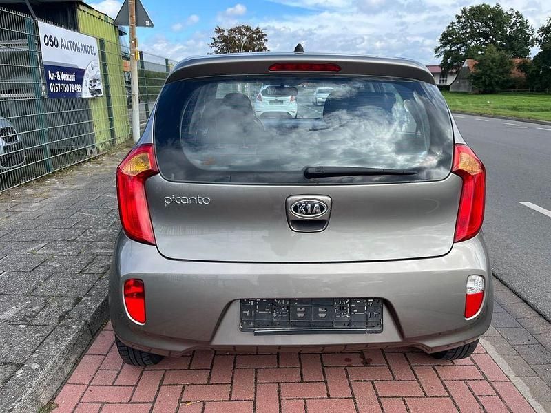 Gebraucht Kia Picanto Edition 7 69 PS (50 kW) 2012 Silber Kleinwagen