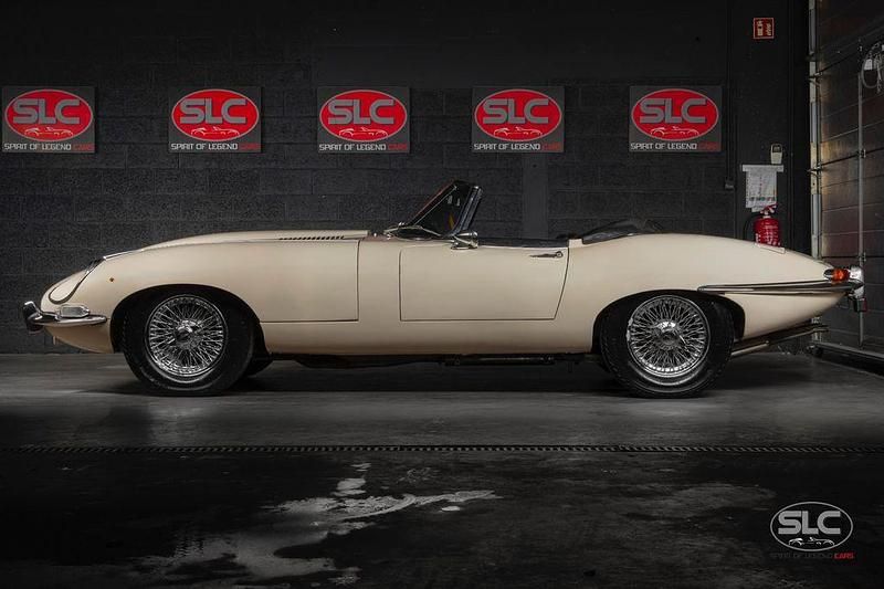 Gebraucht Jaguar E-Type 265 PS (194 kW) 1968 Beige Cabrio