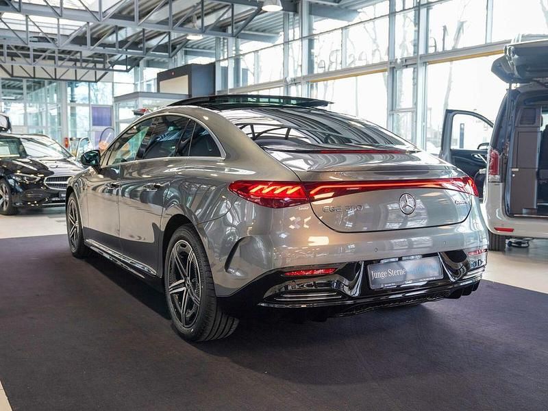 Gebraucht Mercedes EQE350 AMG line 214 kW (292 PS) 2023 Selenitgrau Limousine