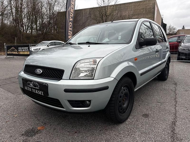 Gebraucht Ford Fusion Trend 101 PS (74 kW) 2004 Grau Kleinwagen