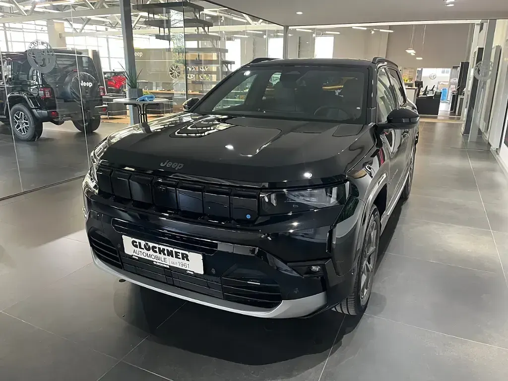 Uusi Jeep Compass 145 HP (106 kW) 2026 Musta Katumaasturi