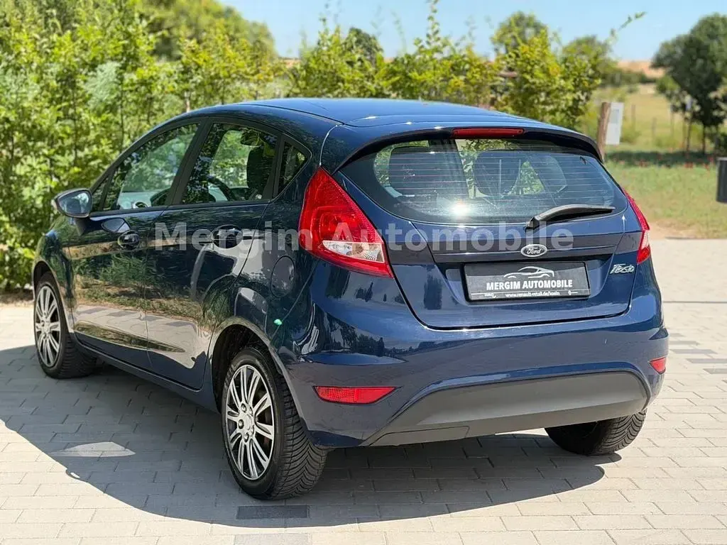 Gebraucht Ford Fiesta 60 PS (44 kW) 2010 Blau Limousine
