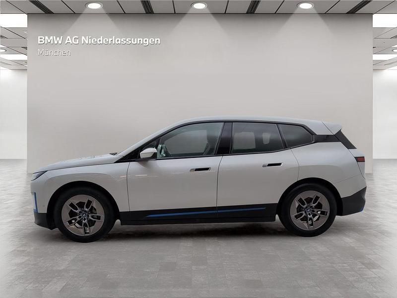 Gebraucht BMW iX 239 kW (326 PS) 2022 Weiß SUV