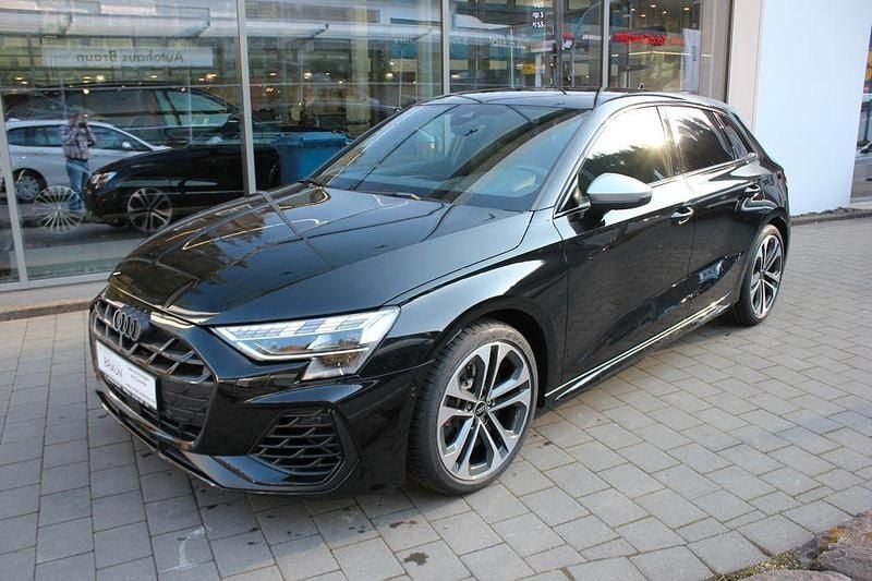 Gebraucht Audi S3 Sport 333 PS (244 kW) 2024 Schwarz Limousine