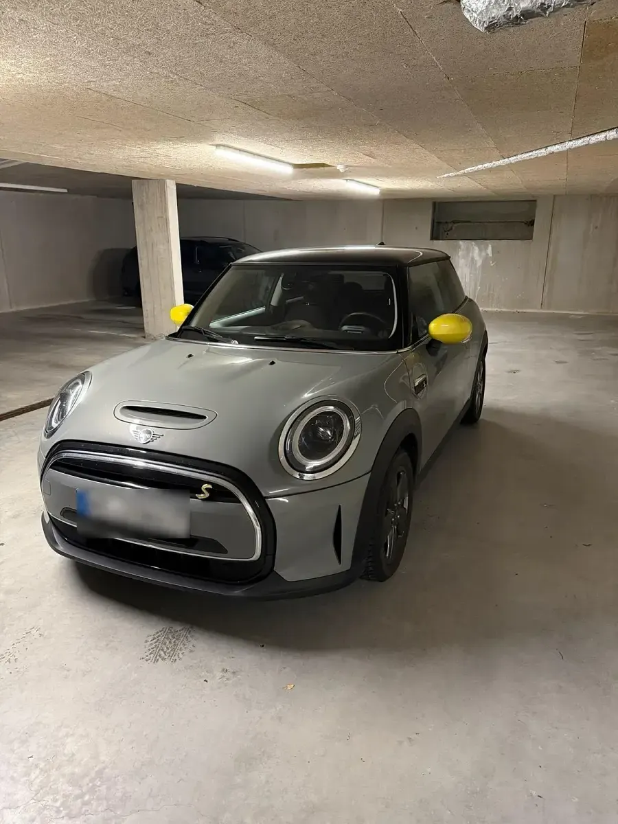 Gebraucht Mini Cooper SE 75 kW (102 PS) 2022 Grau Kleinwagen