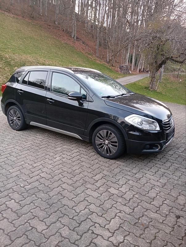 Gebraucht Suzuki SX4 120 PS (88 kW) 2014 Schwarz SUV