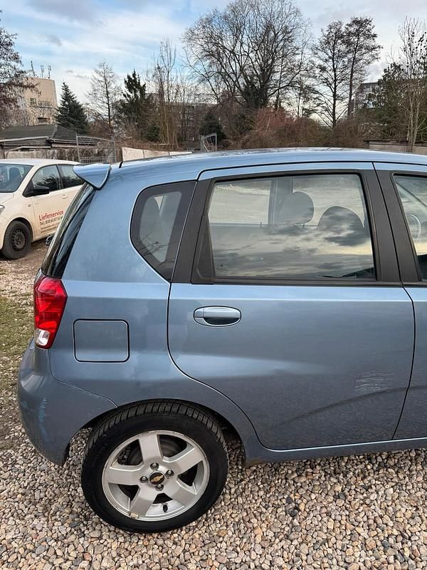 Gebraucht Chevrolet Kalos 69 PS (50 kW) 2007 Blau Kleinwagen