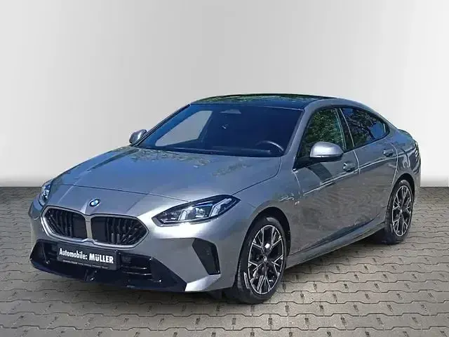 Gebraucht BMW 220 M Sport 170 PS (125 kW) 2025 Grau Coupé