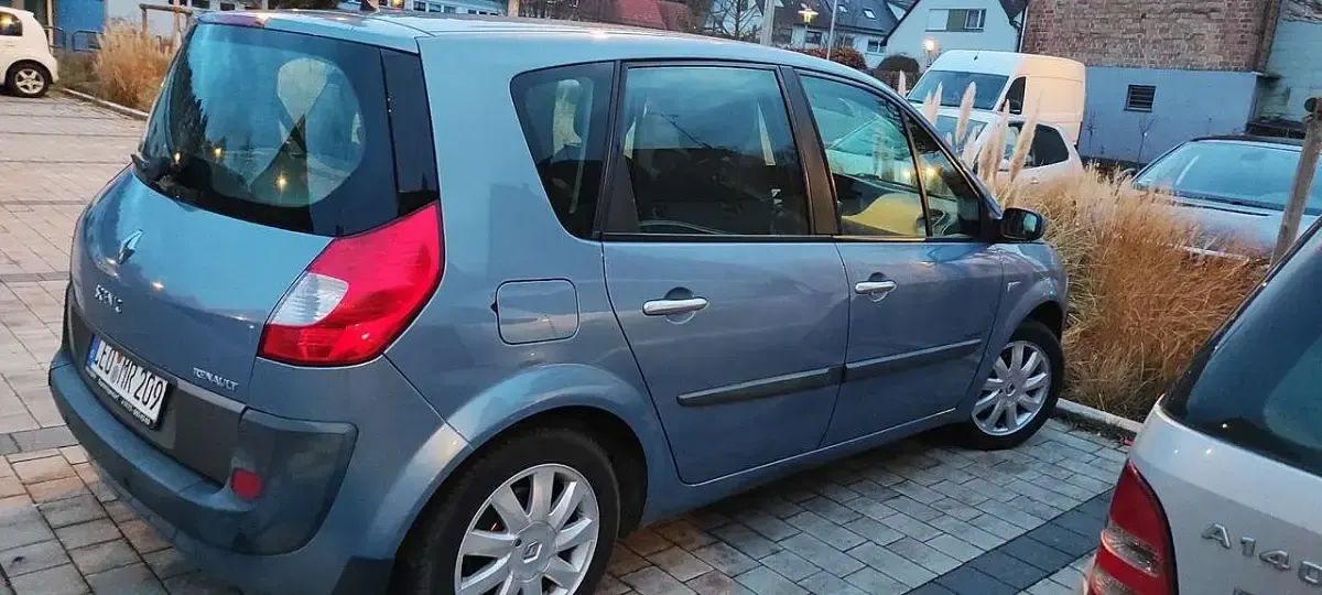 Gebraucht Renault Scénic II Dynamique 131 PS (96 kW) 2006 Van / Kleinbus