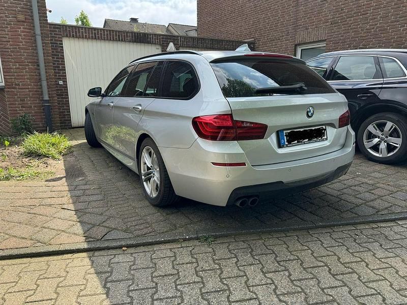 Second-hand BMW 520 M Sport 190 CP (139 kW) 2017 Argintiu Berlinǎ