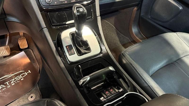 Gebraucht Ford S-MAX Titanium 163 PS (119 kW) 2011 Schwarz Van / Kleinbus