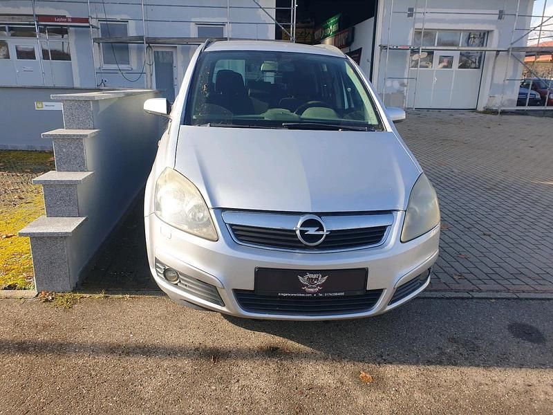 Silber Gebraucht 2007 Opel Zafira SUV | 500 € (Superpreis) - Bild 1/4