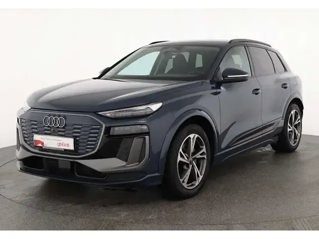Gebraucht Audi Q6 e-tron S-Line 225 kW (306 PS) 2024 Blau SUV