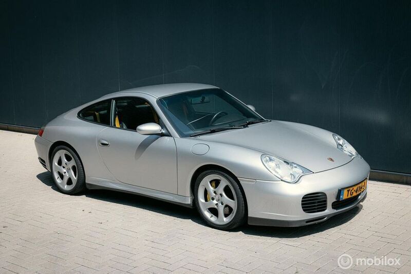 Grau Gebraucht 2002 Porsche 911 Carrera 4S Coupé | 47.500 € (Etwas zu teuer) - Bild 1/4