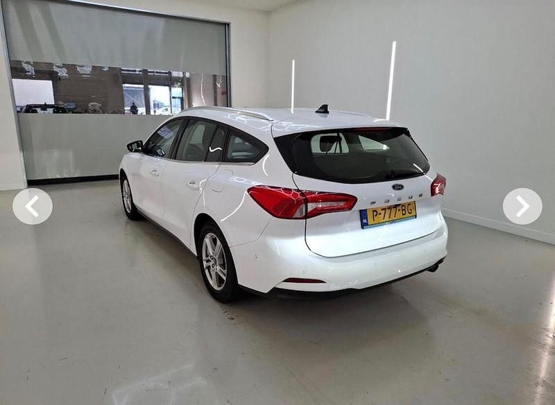 Gebraucht Ford Focus Trend 120 PS (88 kW) 2022 Weiß Kombi