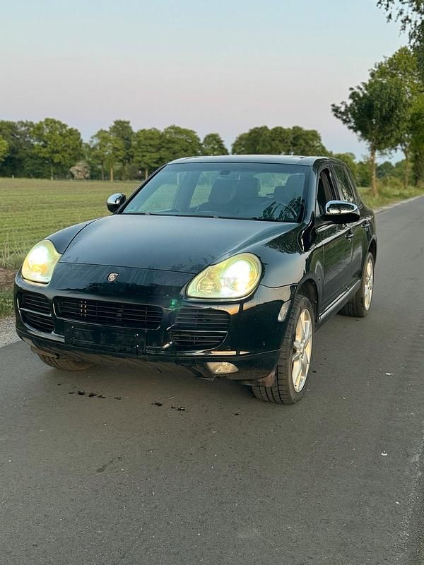 Schwarz Gebraucht 2004 Porsche Cayenne S SUV | 8.900 € (Fairer Preis) - Bild 1/4