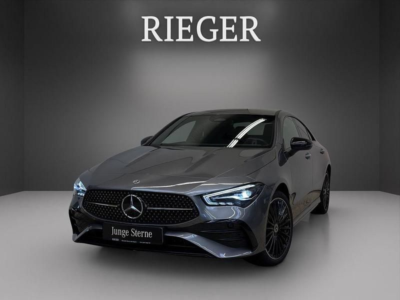 Grau Gebraucht 2024 Mercedes CLA250e Night Limousine | 37.699 € (Fairer Preis) - Bild 1/4