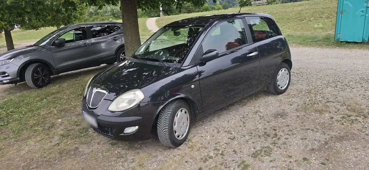 Gebraucht Lancia Ypsilon 60 PS (44 kW) 2005 Schwarz Kleinwagen