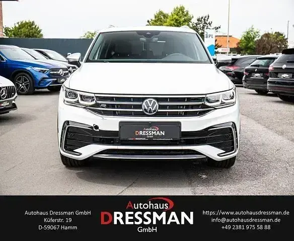 Gebraucht VW Tiguan Allspace R-line 245 PS (180 kW) 2024 Pure white SUV