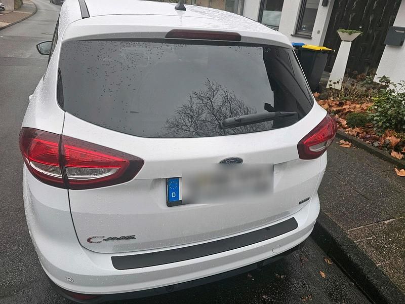 Gebraucht Ford C-MAX Titanium 125 PS (91 kW) 2018 Weiß Van / Kleinbus