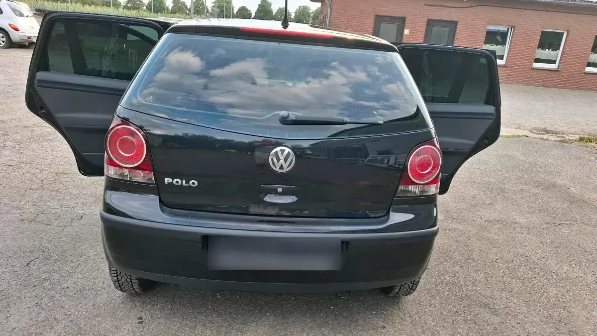 Gebraucht VW Polo 70 PS (51 kW) 2008 Schwarz Kleinwagen