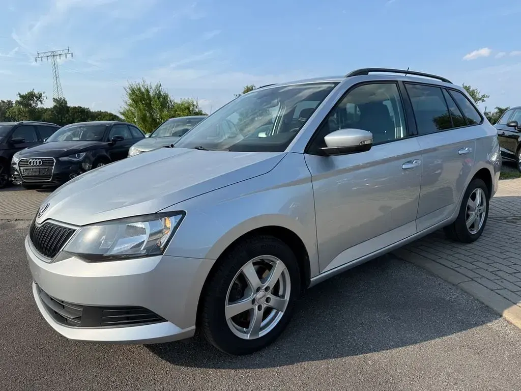 Gebraucht Skoda Fabia 110 PS (80 kW) 2016 Silber Limousine