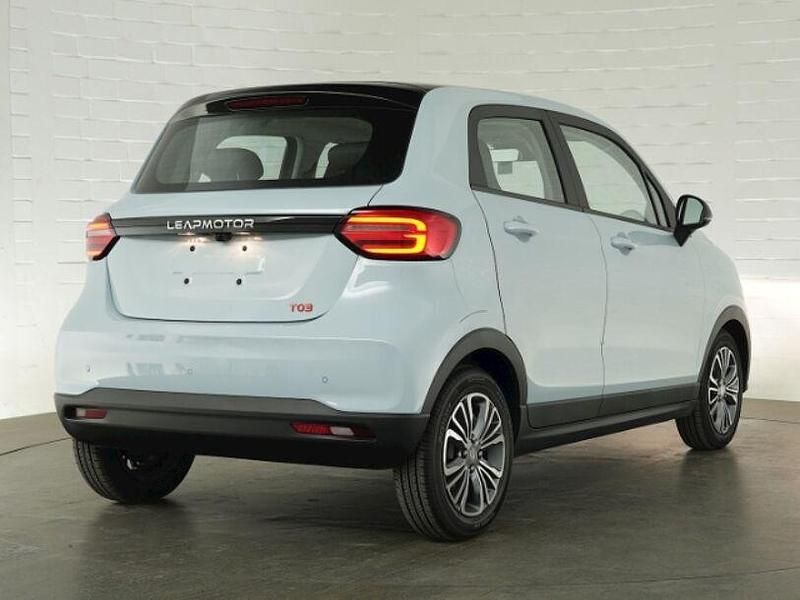 Gebraucht Leapmotor T03 51 kW (70 PS) 2025 Blau Kleinwagen