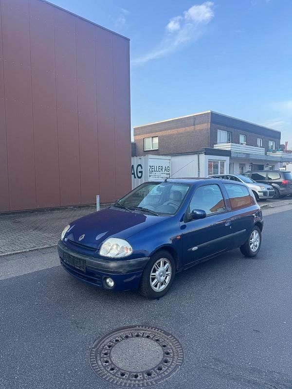 Gebraucht Renault Clio II Initiale 90 PS (66 kW) 2000 Blau Kleinwagen