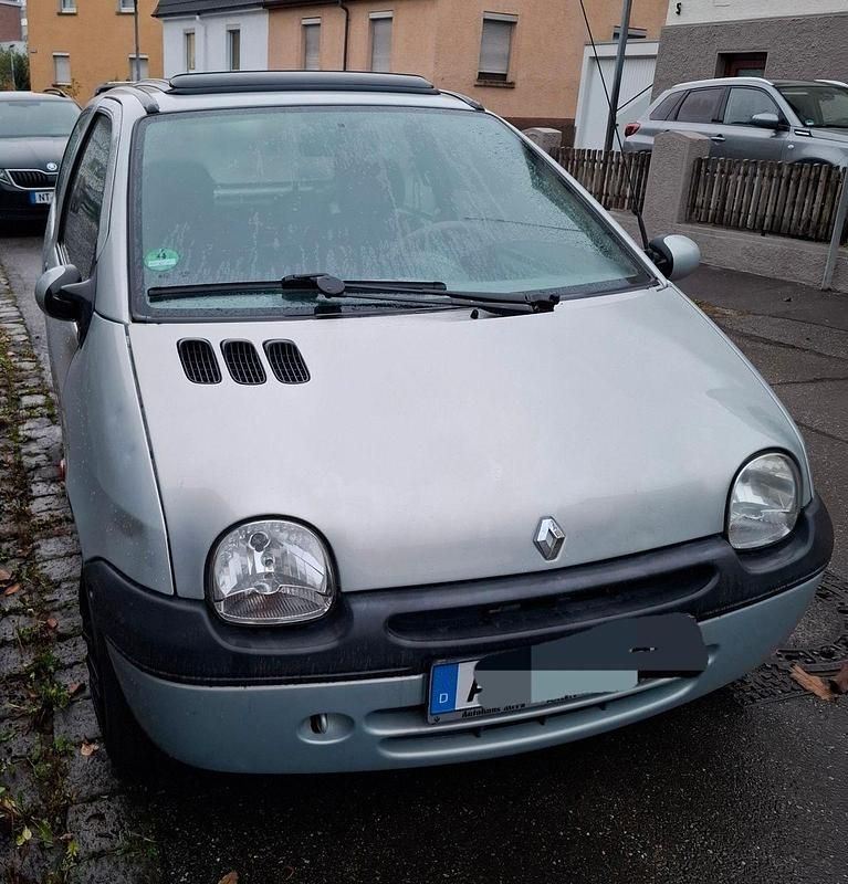 Silber Gebraucht 2001 Renault Twingo Expression Kleinwagen | 1.300 € (Guter Preis) - Bild 1/4