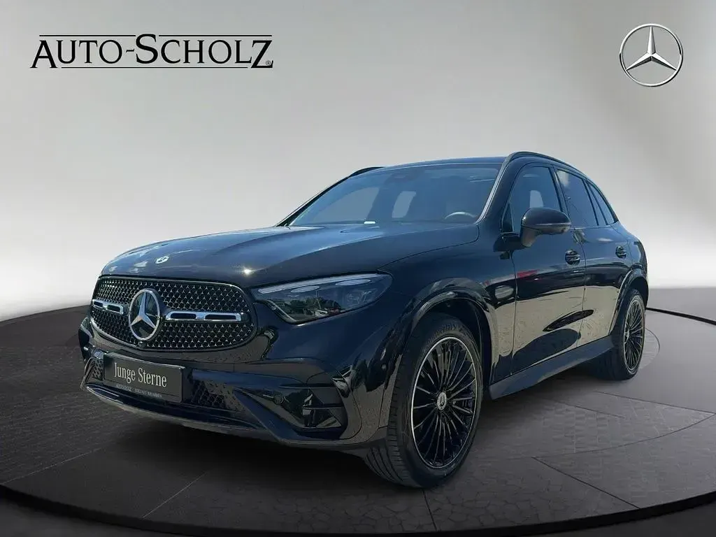 Gebraucht Mercedes GLC220 AMG 197 PS (144 kW) 2025 Schwarz SUV
