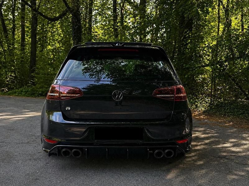 Używany VW Golf R 300 KM (220 kW) 2014 Czarny Coupe