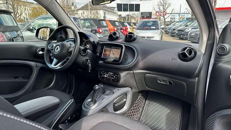 Gebraucht Smart ForTwo Coupé 71 PS (52 kW) 2016 Blau Coupé