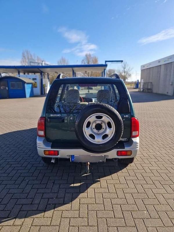 Gebraucht Suzuki Grand Vitara 144 PS (105 kW) 1999 Grün SUV