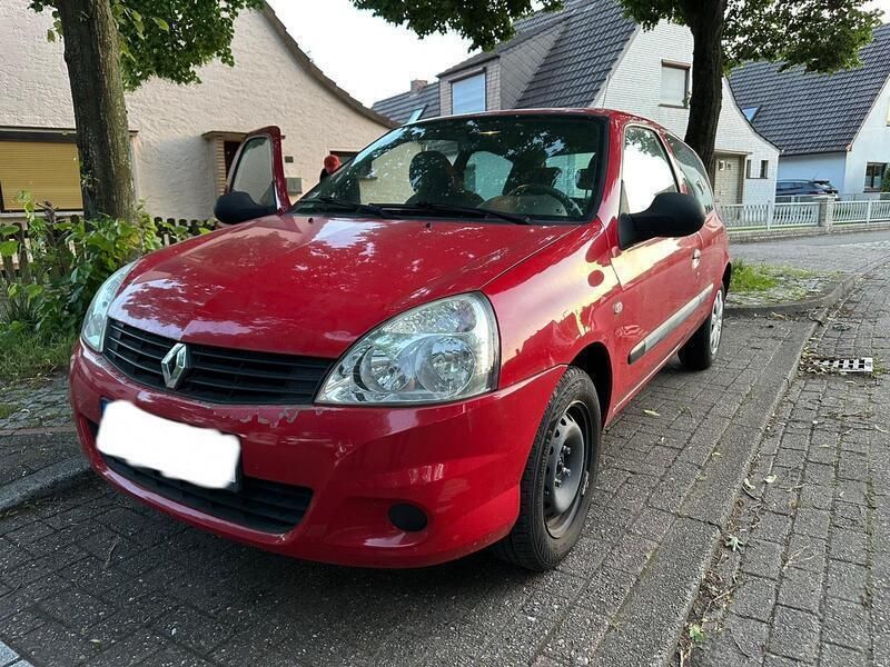 Rot Gebraucht 2010 Renault Clio II Kleinwagen | 1.750 € - Bild 1/4