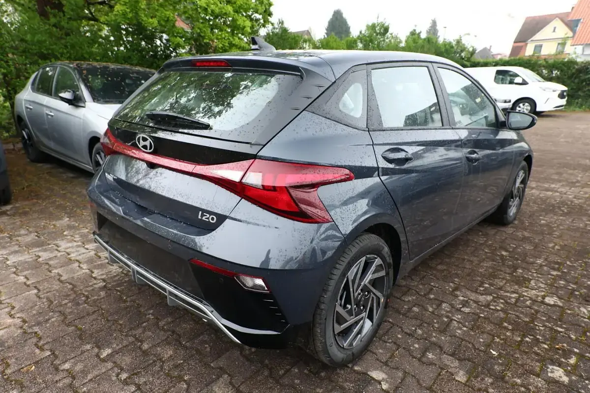 Nowe Hyundai i20 Select 90 KM (66 kW) 2026 Szary Hatchback