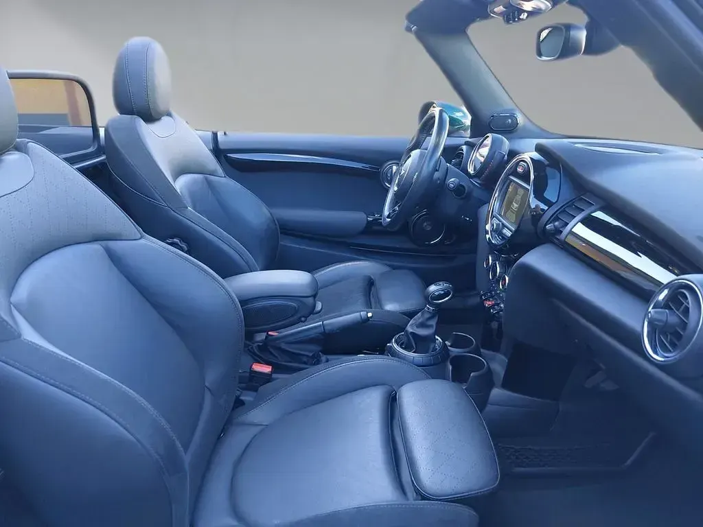 Gebraucht Mini Cooper Cabriolet 136 PS (100 kW) 2016 Grün Cabrio