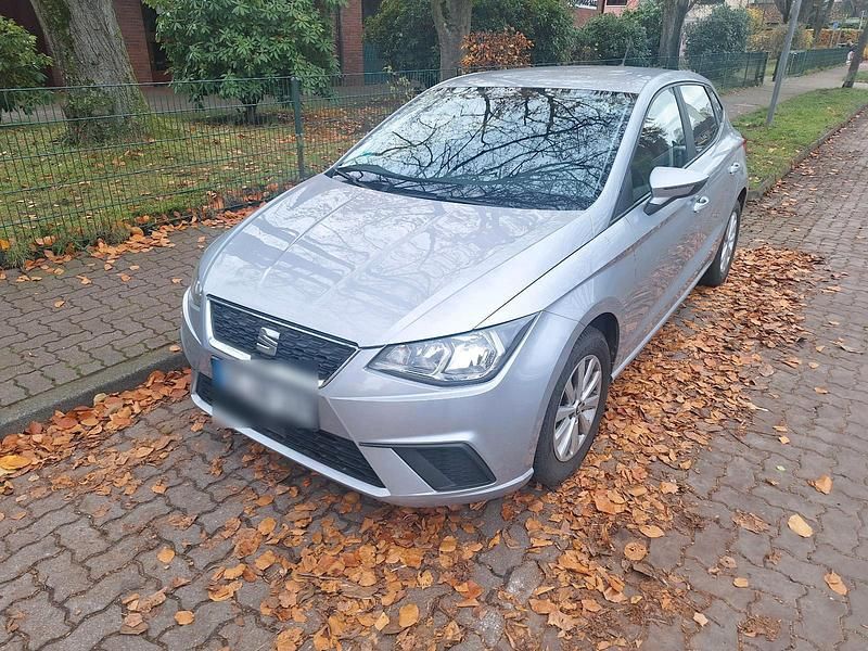 Grau Gebraucht 2019 Seat Ibiza Kleinwagen | 8.900 € (Guter Preis) - Bild 1/4