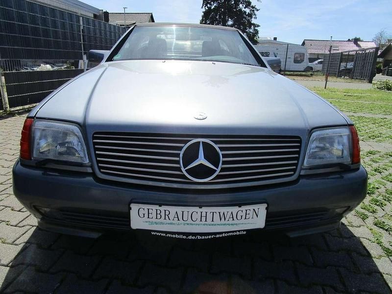 Gebraucht Mercedes SL300 190 PS (139 kW) 1991 Perlmuttgraumetallic Cabrio