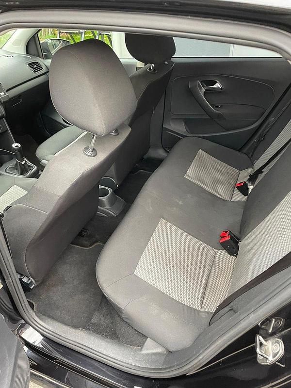 Gebraucht VW Polo 90 PS (66 kW) 2010 Schwarz Kleinwagen