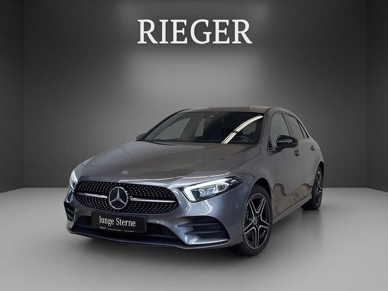 Grau Gebraucht 2022 Mercedes A250 AMG Limousine | 27.449 € (Guter Preis) - Bild 1/4