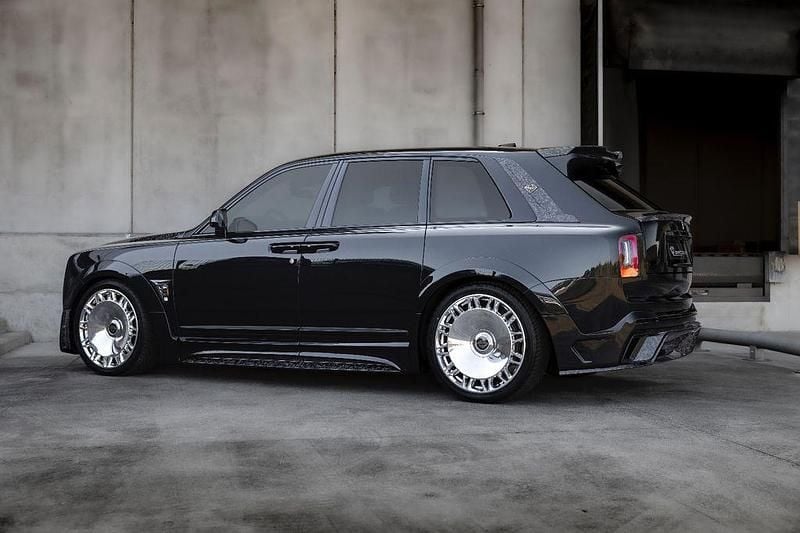 Neu Rolls Royce Cullinan 571 PS (419 kW) 2025 Schwarz SUV