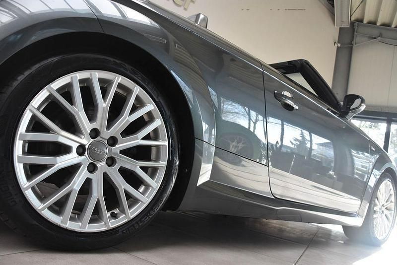 Gebraucht Audi TT S-Line 230 PS (169 kW) 2015 Grau metallic Coupé