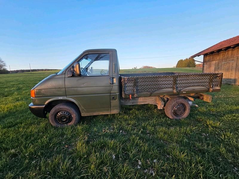 Second-hand VW T4 75 CP (55 kW) 2000 Verde Van