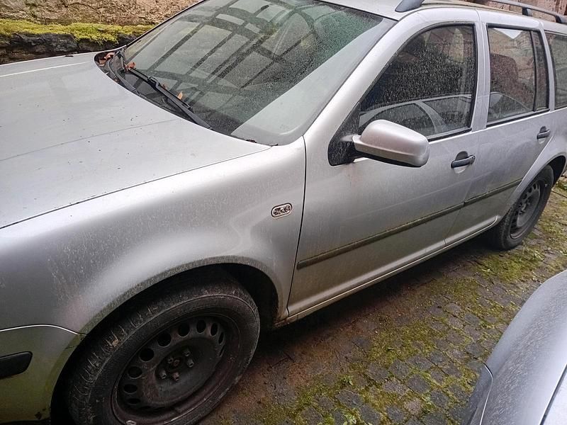 Gebraucht 2001 VW Golf IV Kombi | 500 € (Guter Preis) - Bild 1/4