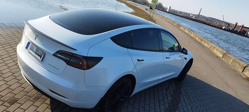 Gebraucht Tesla Model 3 366 kW (498 PS) 2021 Weiß Limousine
