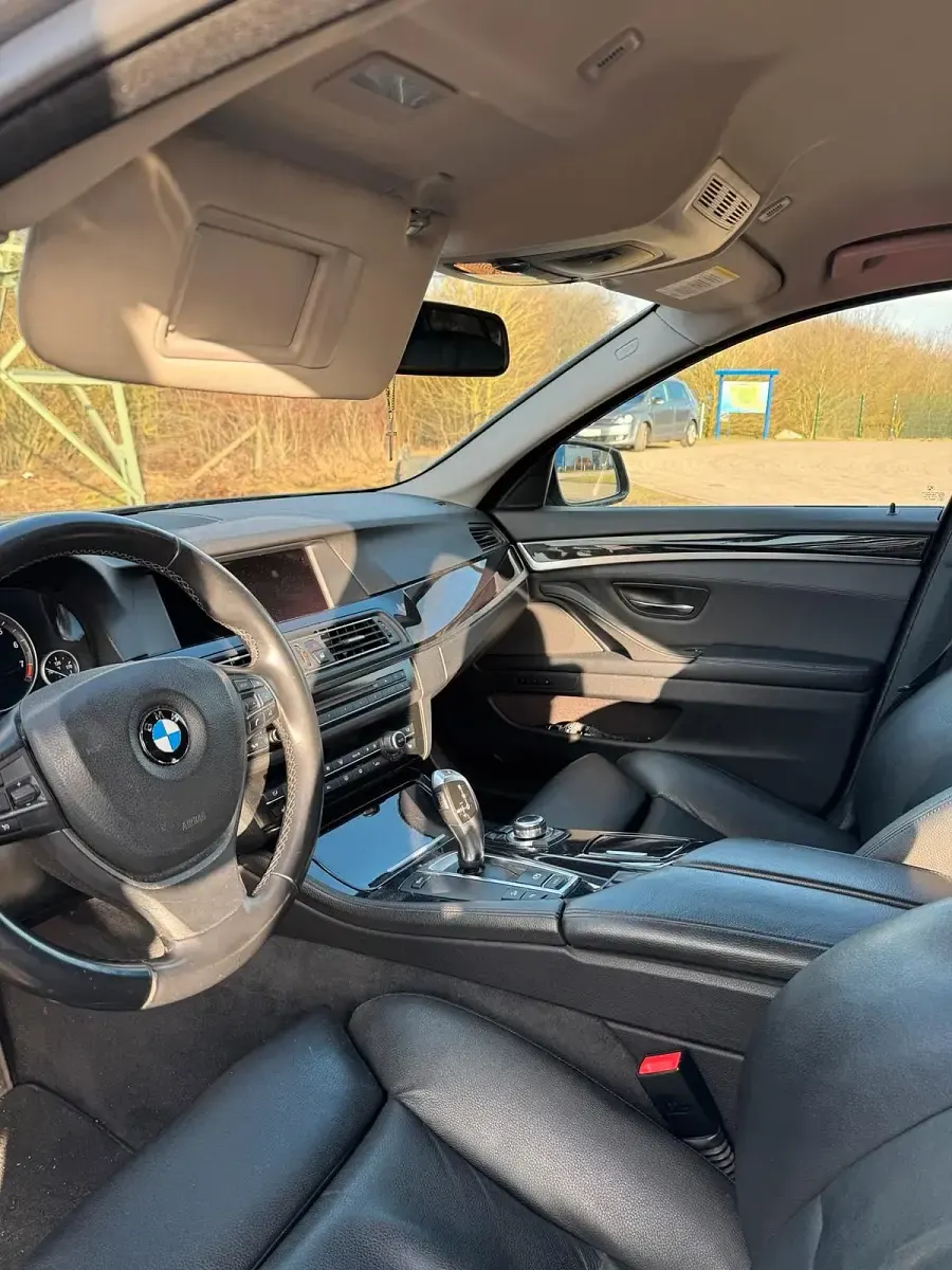 Gebraucht BMW 535 M Sport 306 PS (225 kW) 2011 Grau Limousine
