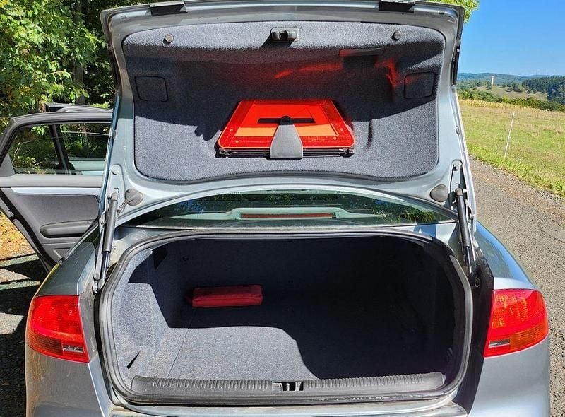 Gebraucht Audi A4 S-Line 179 PS (131 kW) 2007 Grau Limousine