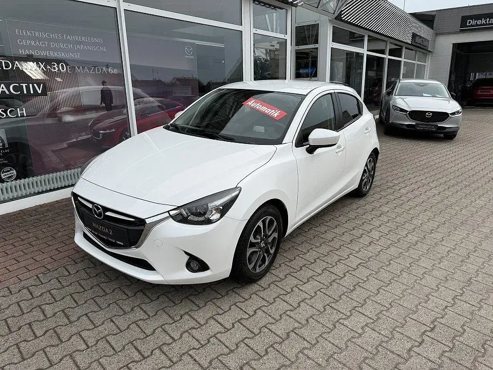 Gebraucht Mazda 2 Sports-Line 90 PS (66 kW) 2017 Weiß Kleinwagen