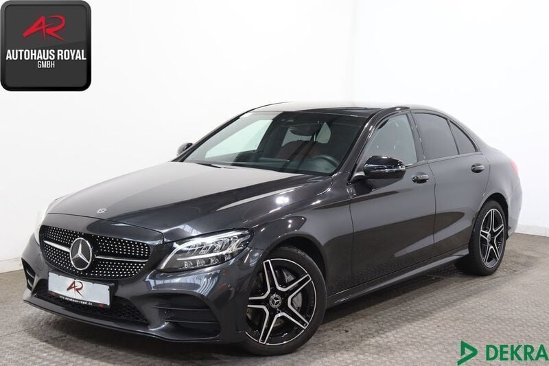Grau (metallic) Gebraucht 2021 Mercedes C300 Night Limousine | 34.880 € (Superpreis) - Bild 1/4
