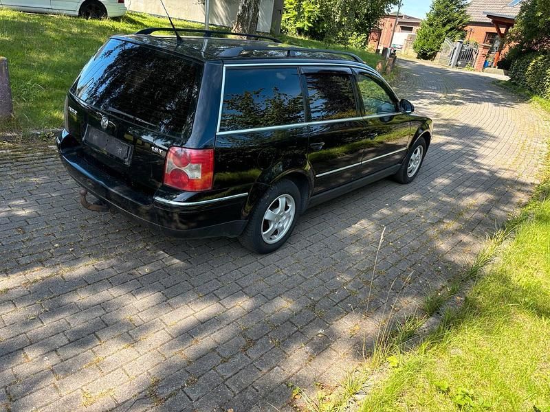 Gebraucht 2005 VW Passat Kombi | 999 € (Superpreis) - Bild 1/4
